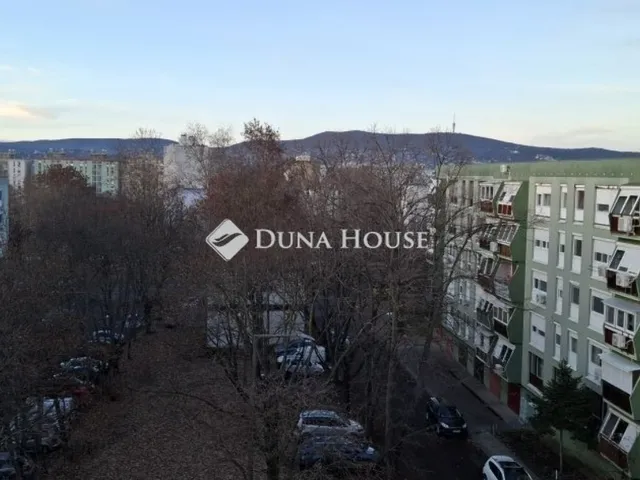 Eladó lakás Pécs, Kertváros 52 nm