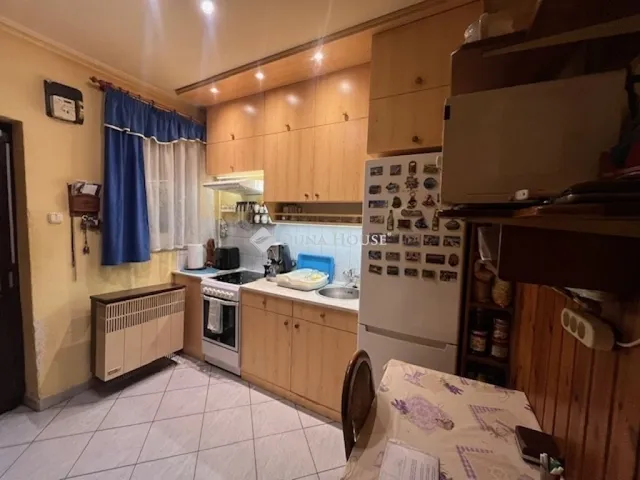 Eladó lakás Pécs, Ledina 28 nm