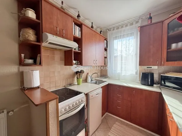 Eladó lakás Pécs, Kertváros 64 nm