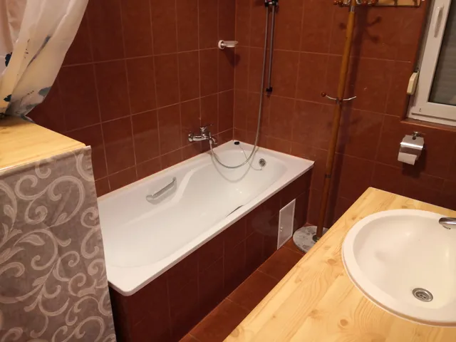 Eladó ház Nagykozár 100 nm