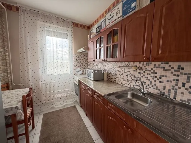 Eladó lakás Pécs, Kertváros 40 nm