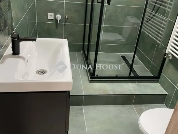 Eladó lakás Pécs 61 nm