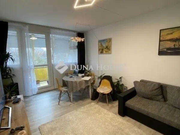 Eladó lakás Pécs, Kertváros 50 nm