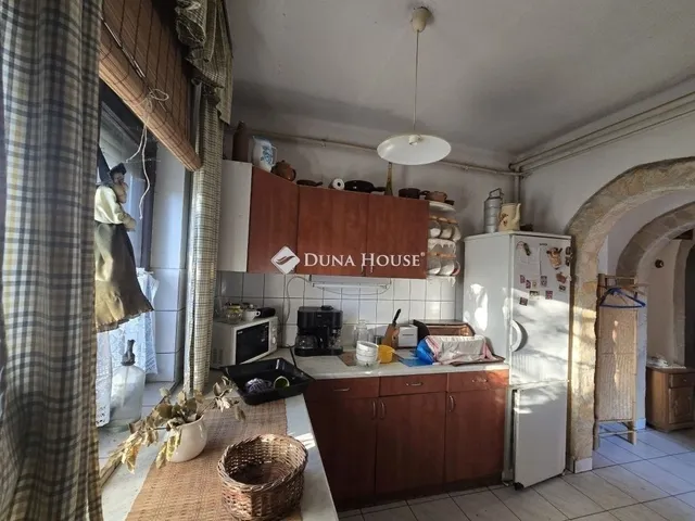 Eladó ház Pécs, Postavölgy 120 nm