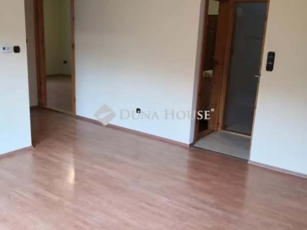 Eladó ház Nagykozár 100 nm