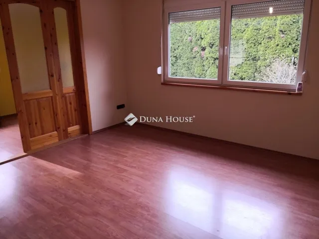 Eladó ház Nagykozár 100 nm