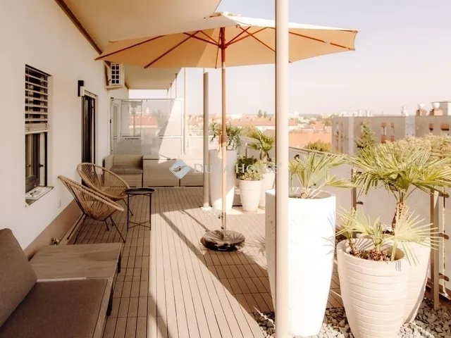 Eladó lakás Pécs, Belváros 70 nm