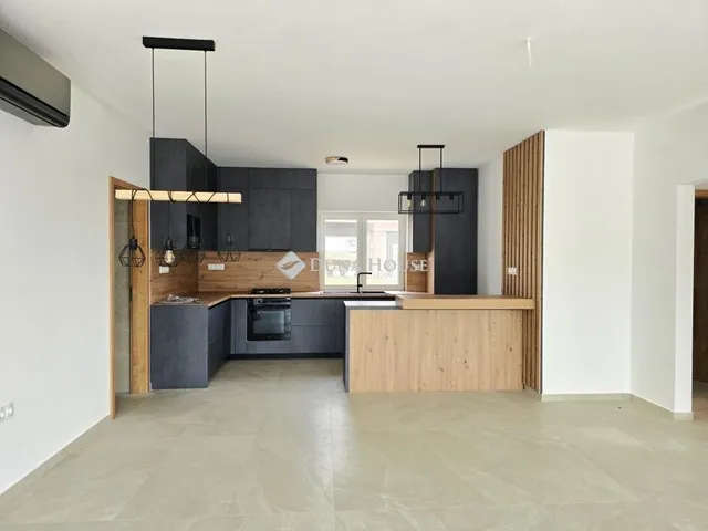 Eladó ház Pécs 122 nm