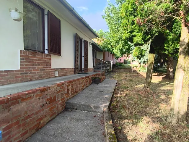 Eladó ház Olasz 178 nm