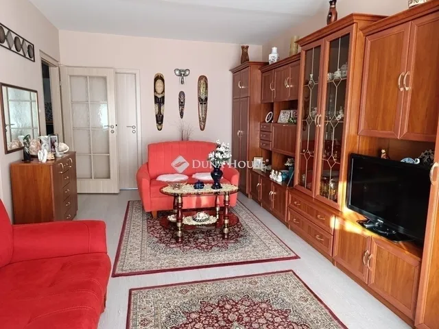 Eladó lakás Pécs, Kertváros 68 nm