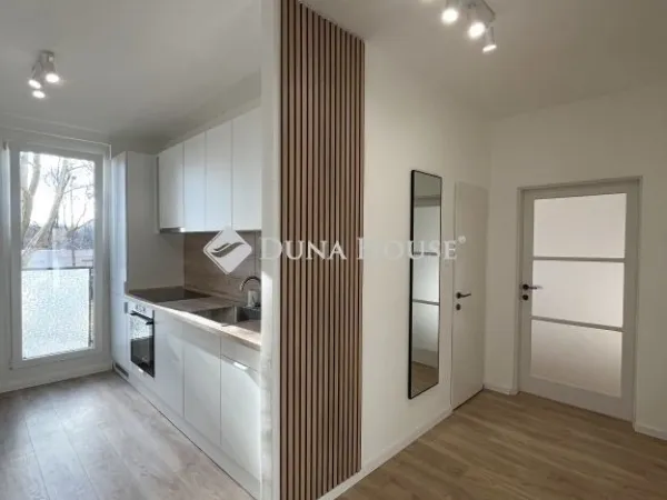 Eladó lakás Pécs, Uránváros 54 nm