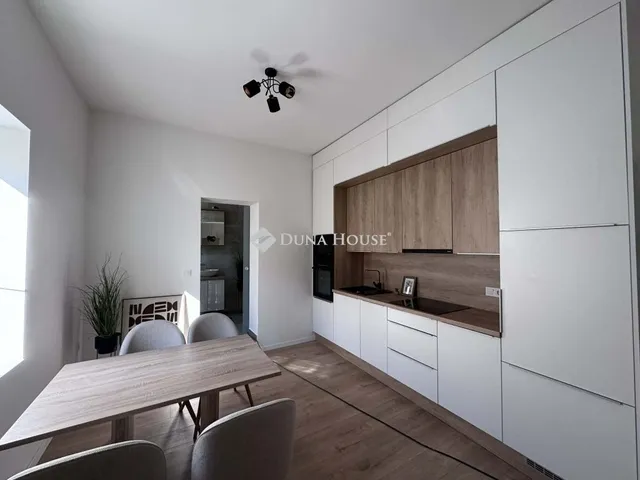 Eladó lakás Pécs, Belváros 52 nm