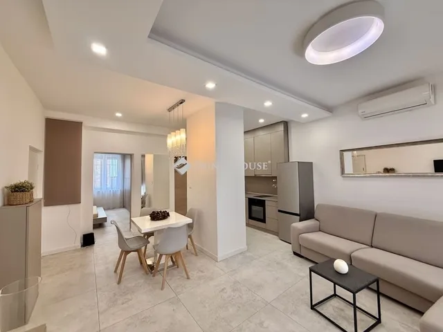 Eladó lakás Pécs, Belváros 52 nm