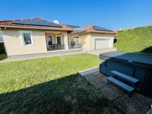 Eladó ház Pécs, Újhegy 164 nm
