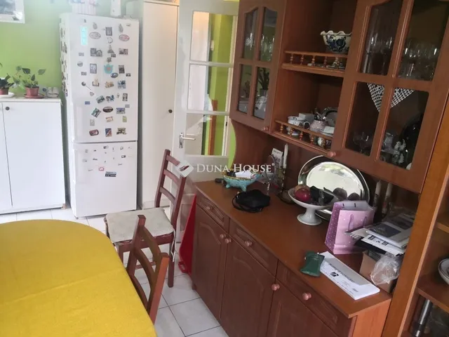 Eladó lakás Pécs, Kertváros 70 nm