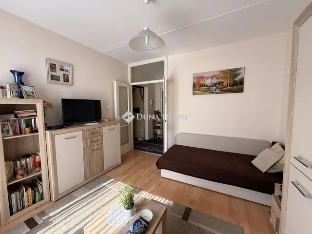 Eladó lakás Pécs, Kertváros 50 nm