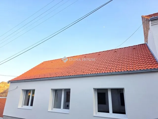 Eladó lakás Pécs, Tettye 178 nm