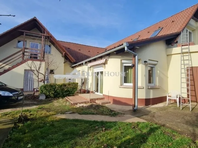 Eladó ház Kozármisleny 237 nm