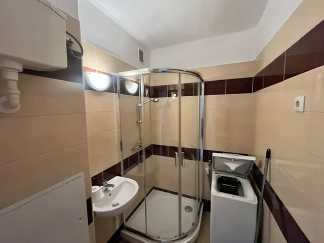 Eladó lakás Pécs, Egyetemváros 35 nm