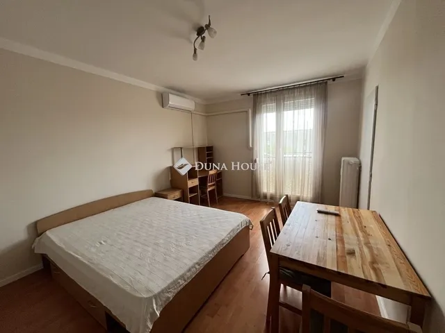 Eladó lakás Pécs 35 nm