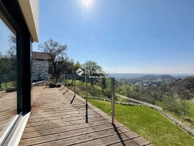 Eladó ház Pécs 190 nm