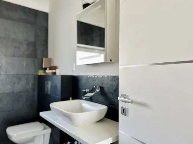 Eladó ház Pécs 190 nm