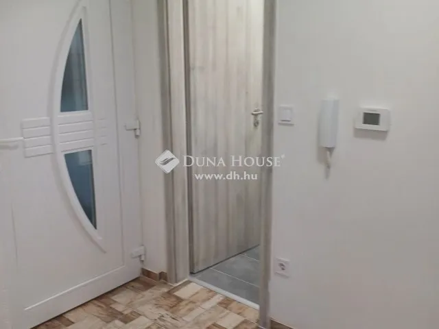 Eladó lakás Pécs 66 nm