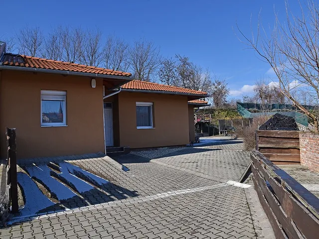 Eladó ház Kozármisleny 98 nm