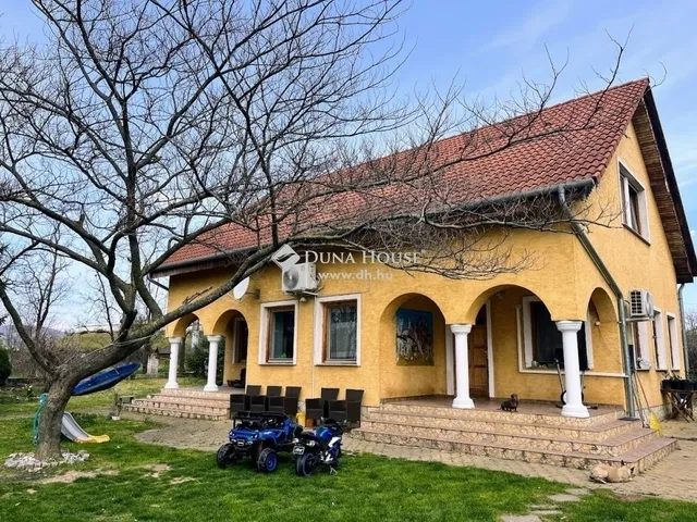 Eladó ház Pécs 164 nm