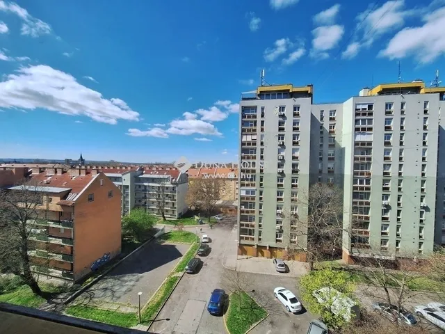 Eladó lakás Pécs 64 nm