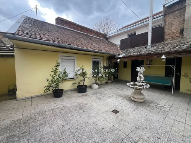 Eladó ház Pécs 132 nm