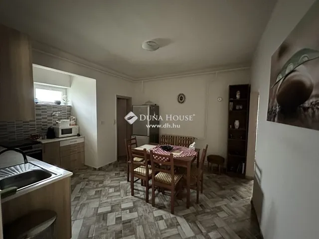 Eladó ház Szigetvár 100 nm