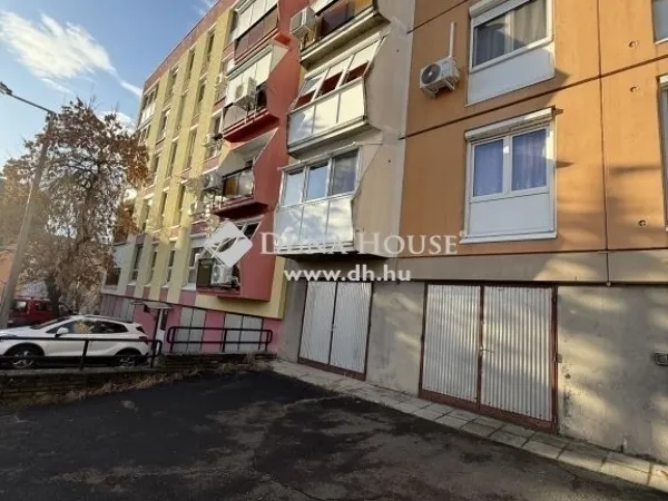 Eladó lakás Pécs, Kertváros 50 nm
