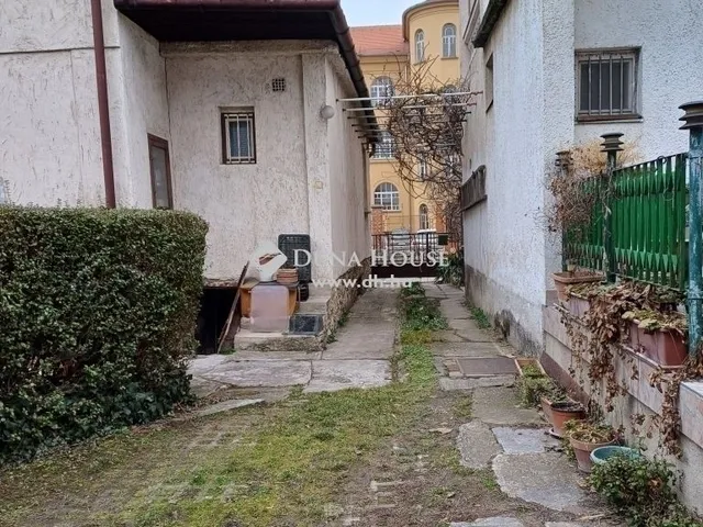 Eladó ház Pécs 104 nm