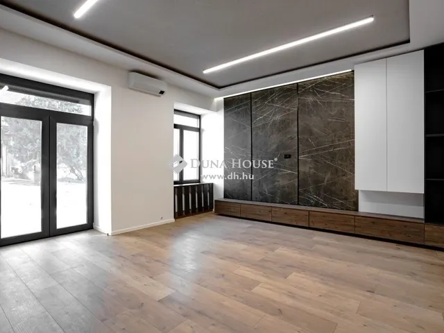 Eladó lakás Pécs 82 nm