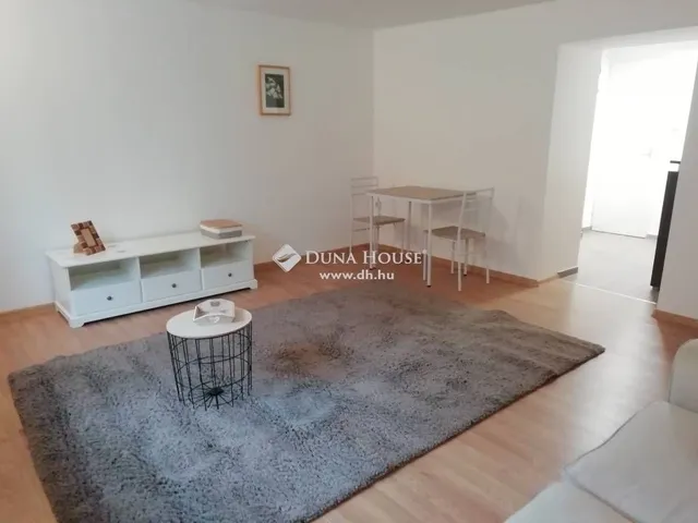 Eladó lakás Pécs 65 nm