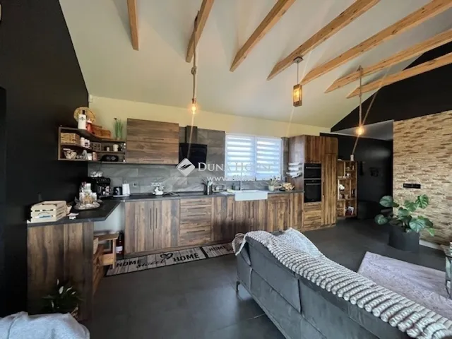 Eladó ház Pécs 142 nm