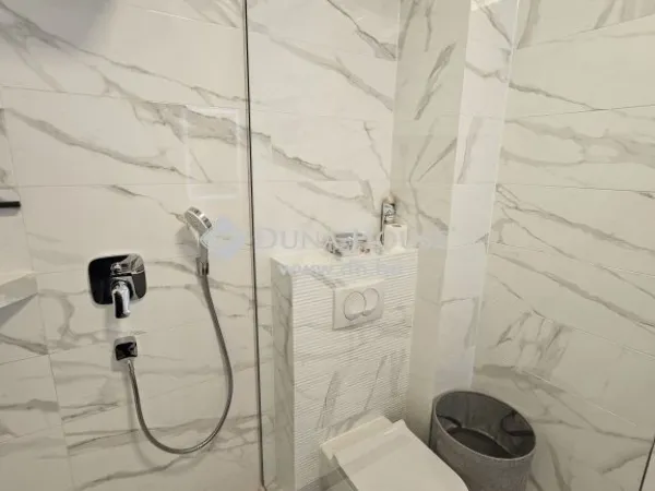 Eladó lakás Pécs 92 nm