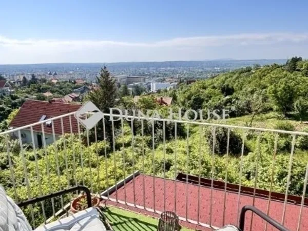 Eladó lakás Pécs 107 nm