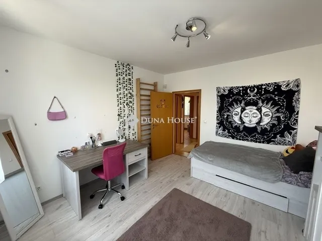 Eladó lakás Pécs 105 nm