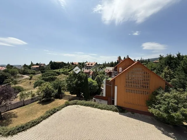 Eladó lakás Pécs 105 nm