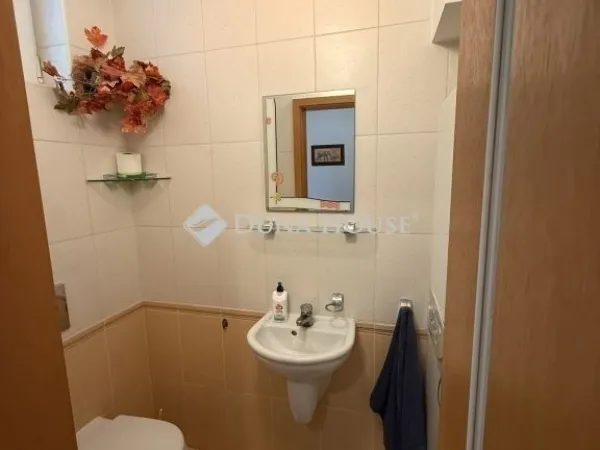 Eladó lakás Pécs 105 nm