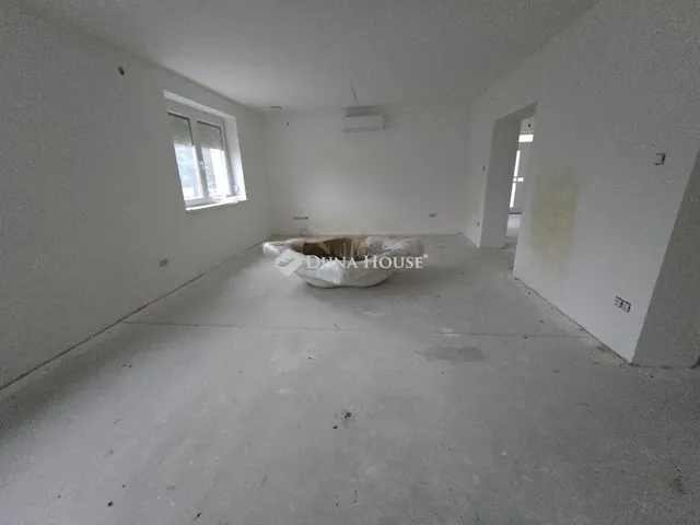 Eladó ház Aranyosgadány 192 nm