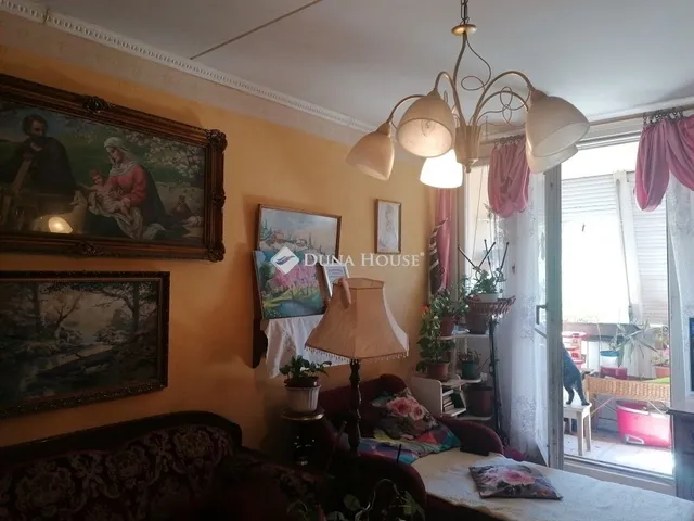Eladó lakás Pécs, Kertváros 59 nm
