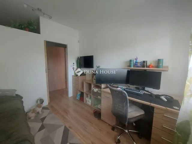 Eladó lakás Pécs 69 nm
