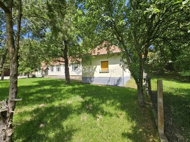 Eladó ház Feked 130 nm