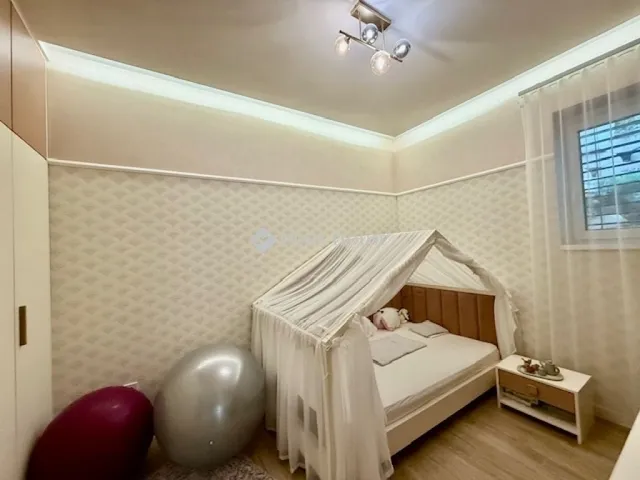 Eladó lakás Pécs 93 nm