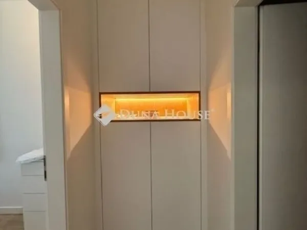 Eladó lakás Pécs 93 nm