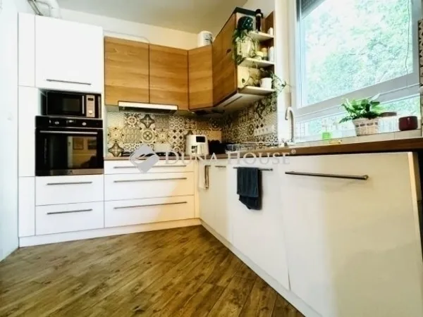 Eladó lakás Pécs 91 nm