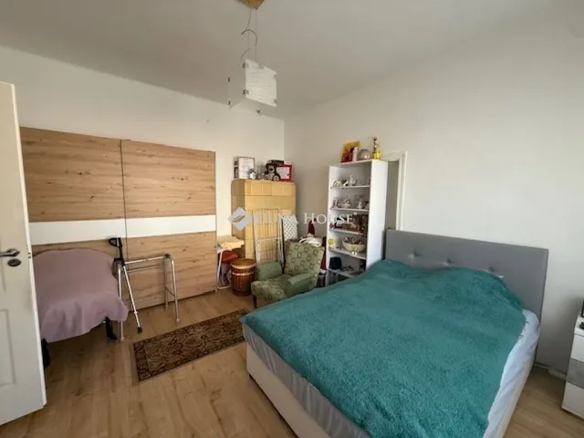 Eladó ház Pécs 265 nm